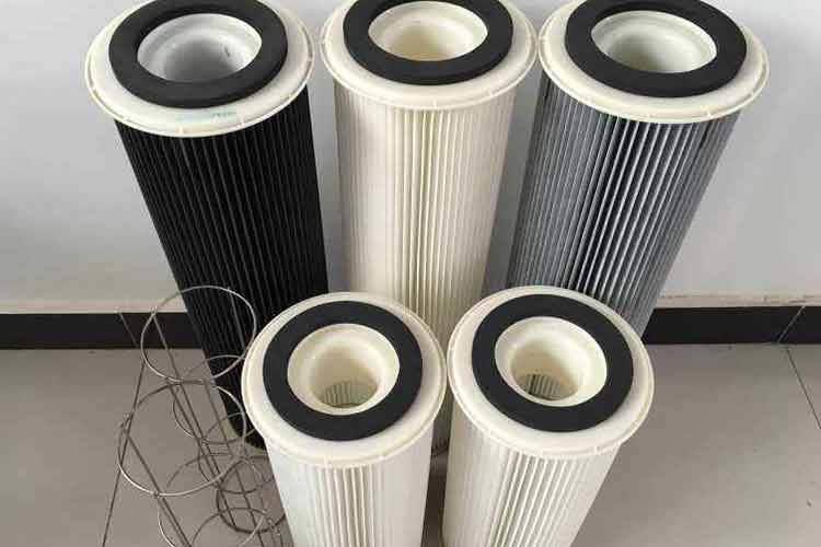 滤料采用的覆膜及打折技术,宽褶设计、材质表面光滑、间隙均匀 滤料采用的覆膜及打折技术,宽褶设计、材质表面光滑、间隙均匀